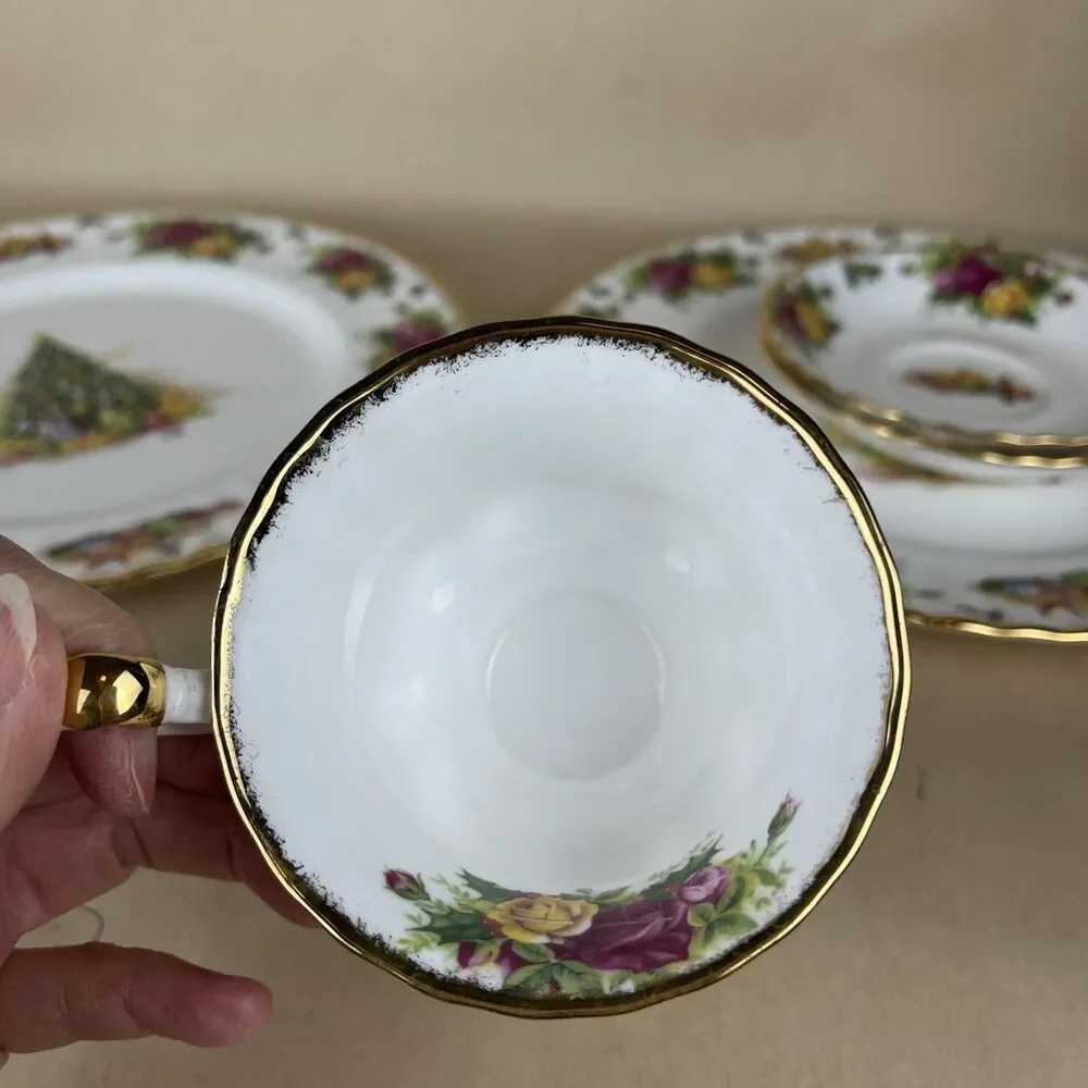2 Sets Royal Albert‎ CHRISTMAS MAGIC Dinner Plate, Tea Cup & Saucer Bone China